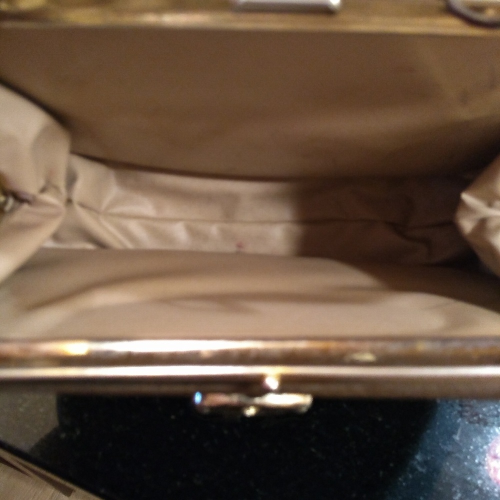 Purse - Picture 3 of 5